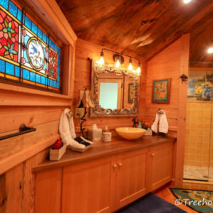 Carousel bathroom